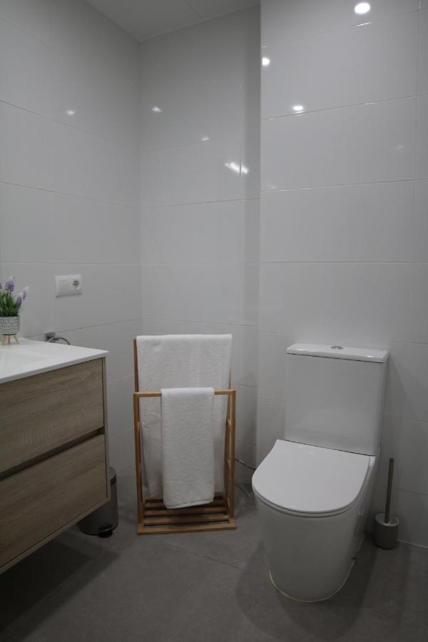 ז'ירונה Modern Apartament Al Costat Del Parc De La Devesa מראה חיצוני תמונה
