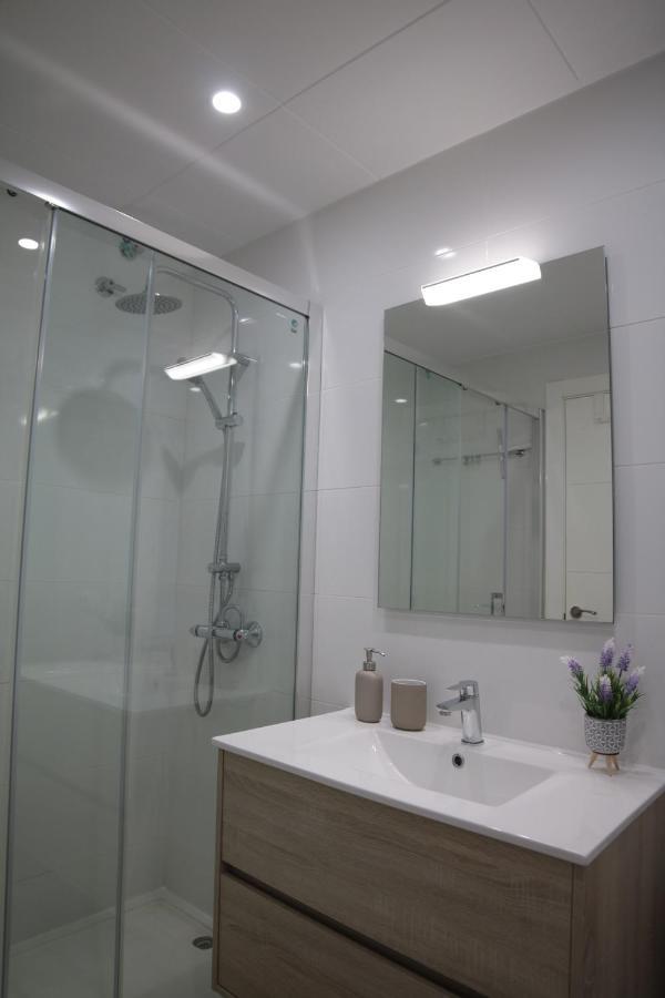 ז'ירונה Modern Apartament Al Costat Del Parc De La Devesa מראה חיצוני תמונה